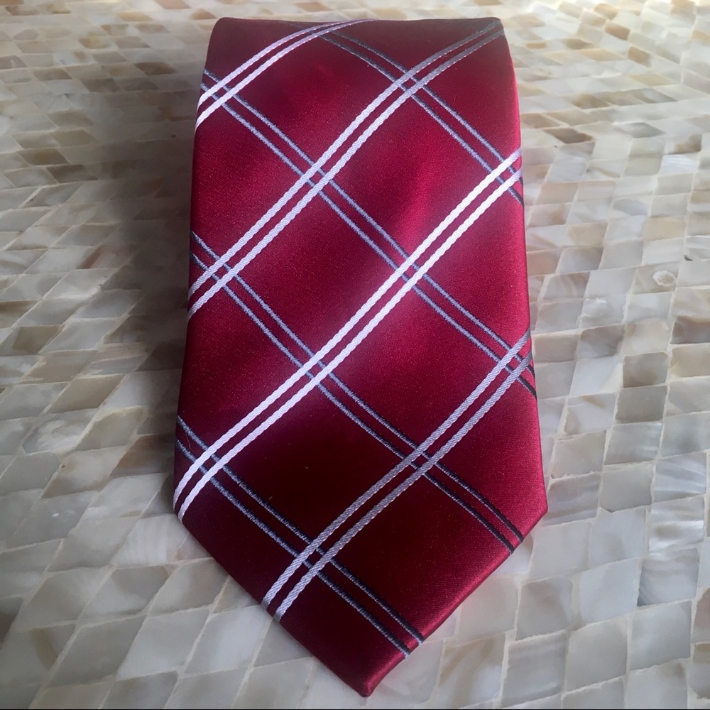 ❤️DONALD J. TRUMP 100% SILK NECKTIE NWOT